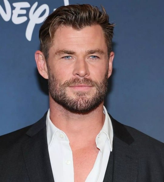 chris hemsworth