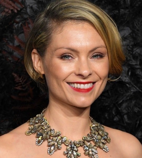 myanna buring