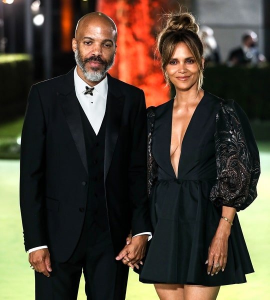 halle berry boyfriend