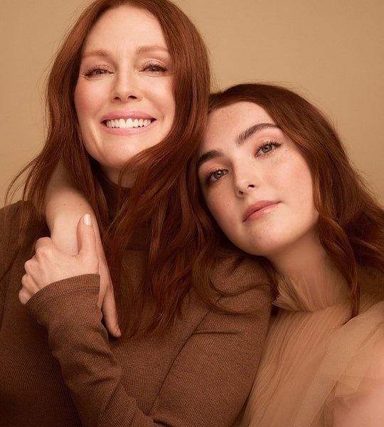 julianne moore daughter