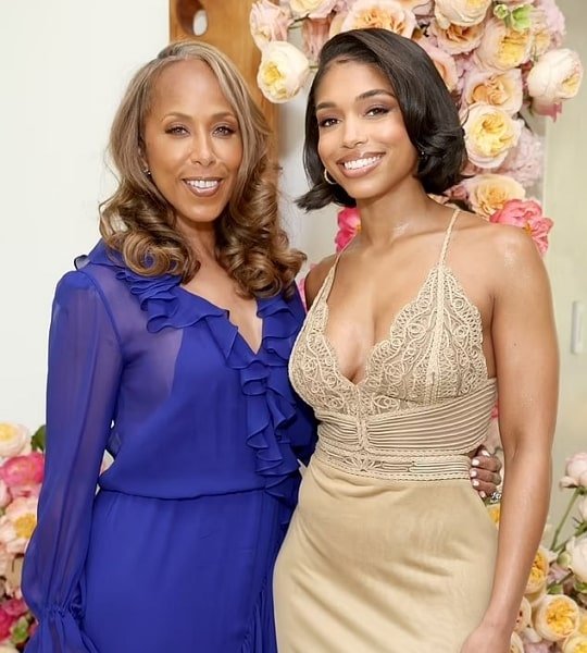 lori harvey mother