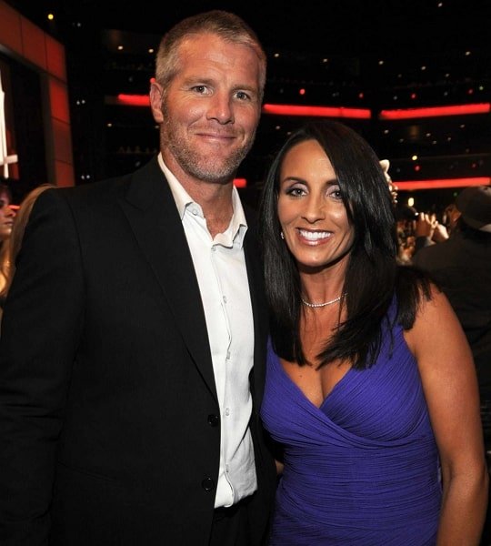 brett favre wife