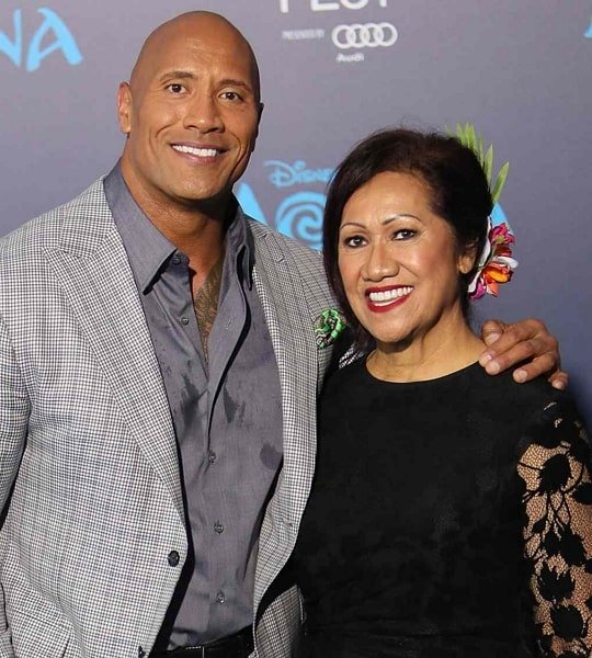 dwayne johnson mother