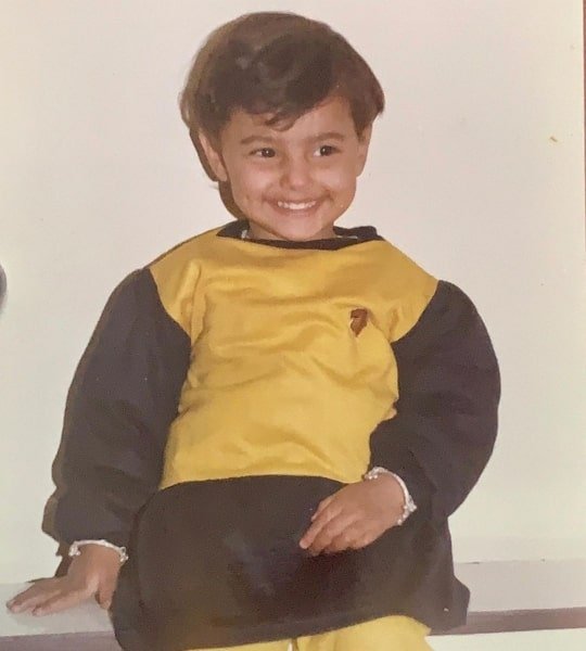 ginni kapoor childhood photo