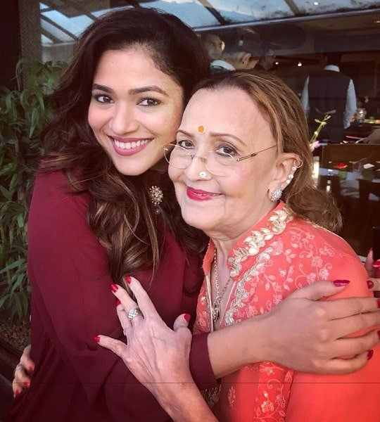 ridhima pandit mother